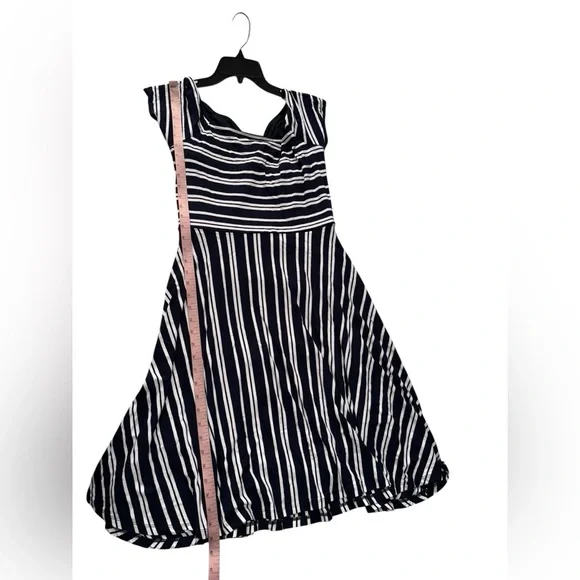 LOFT Navy Blue and White Backless Striped Midi Dress Size Large - Picture 5 of 8